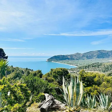 Hébergement de vacances Casa Molo 13 *